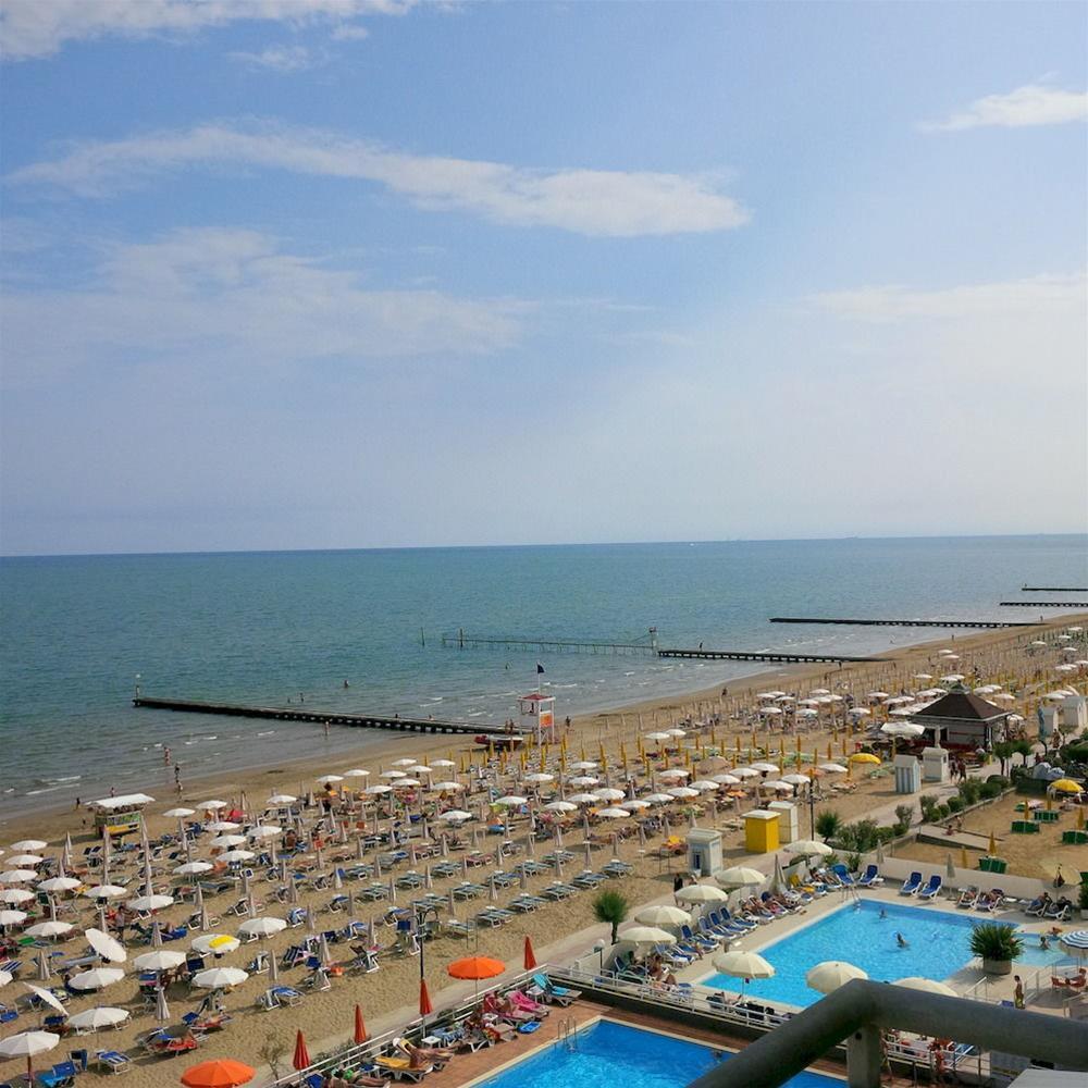 Hotel Astor Lido di Jesolo Exterior foto