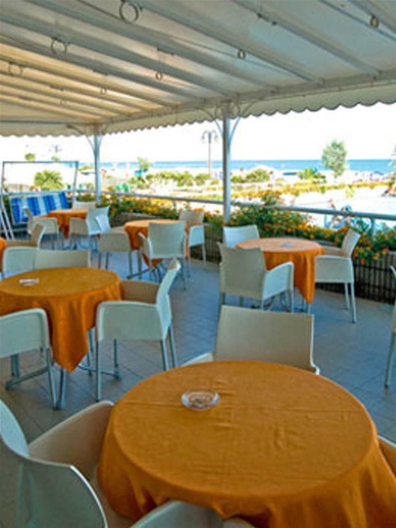 Hotel Astor Lido di Jesolo Exterior foto