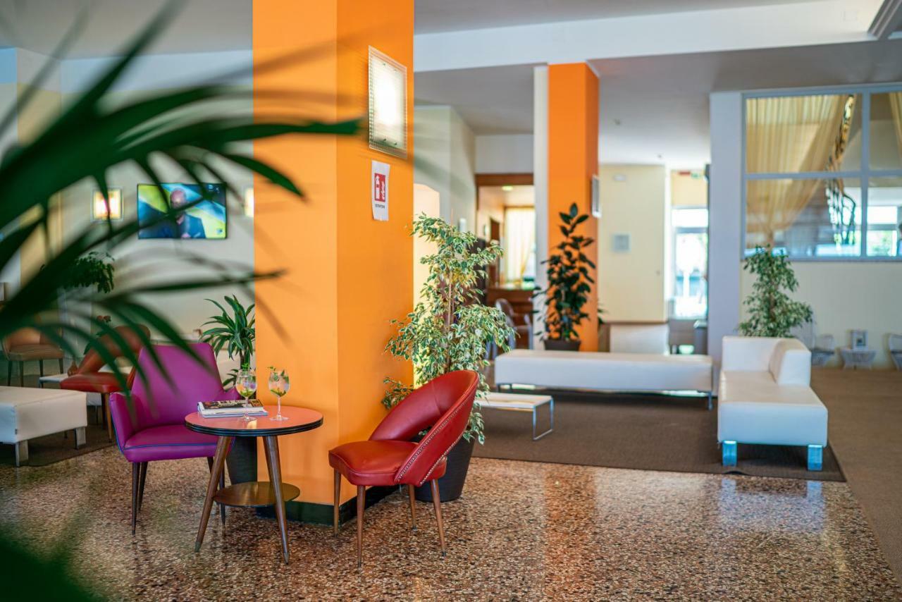 Hotel Astor Lido di Jesolo Exterior foto